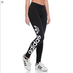 Adidas leggings 📍price firm